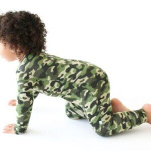 POSH PEANUT Cadet Greem Camo Bamboo Footie. 9-12Mo